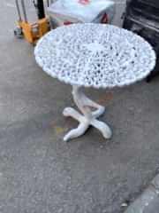 Döküm Ağaç görünümlü tasarım masa