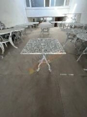 Kare masa altmışaltı cm altmış yedi cm