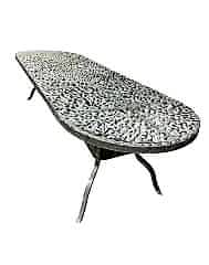 Oval masa en büyük kuğu 271cm x90 cm