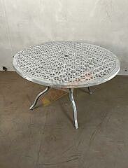 Döküm masa yüzonaltı cm çap