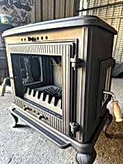 Kare soba yan cam alttan küllük