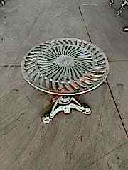 Döküm sehpa-kuğu model