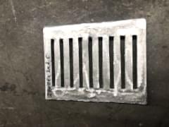 Su Tahliye ızgarası ( 27x21x2) 2,5