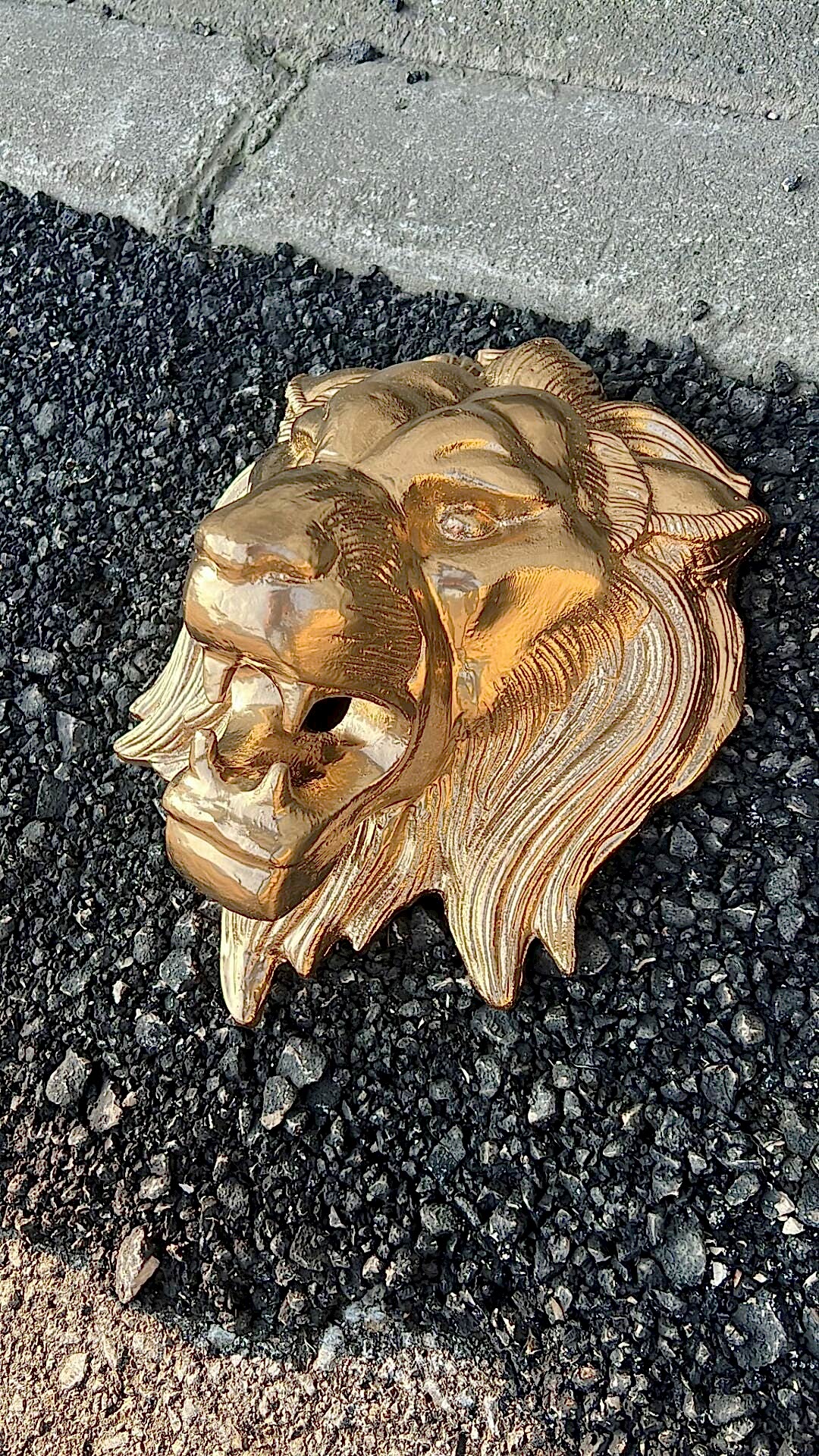 Döküm Aslan başı aslan kafası